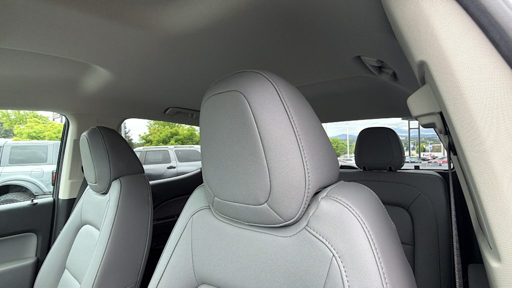 Thumbnail: 2022 Chevrolet Colorado - 10