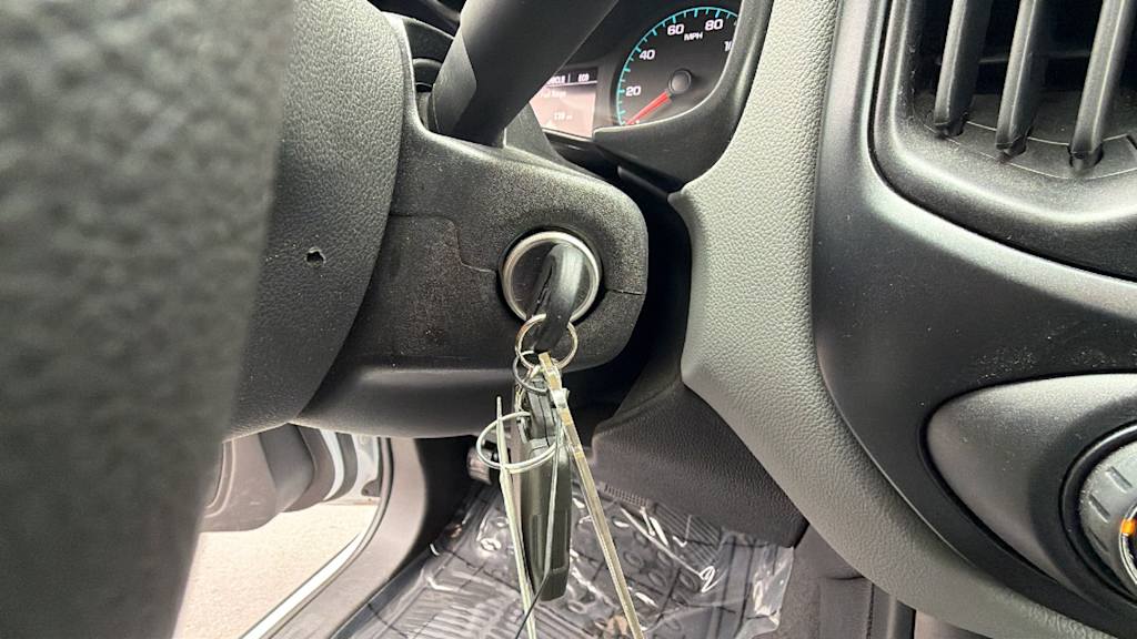 Thumbnail: 2022 Chevrolet Colorado - 25