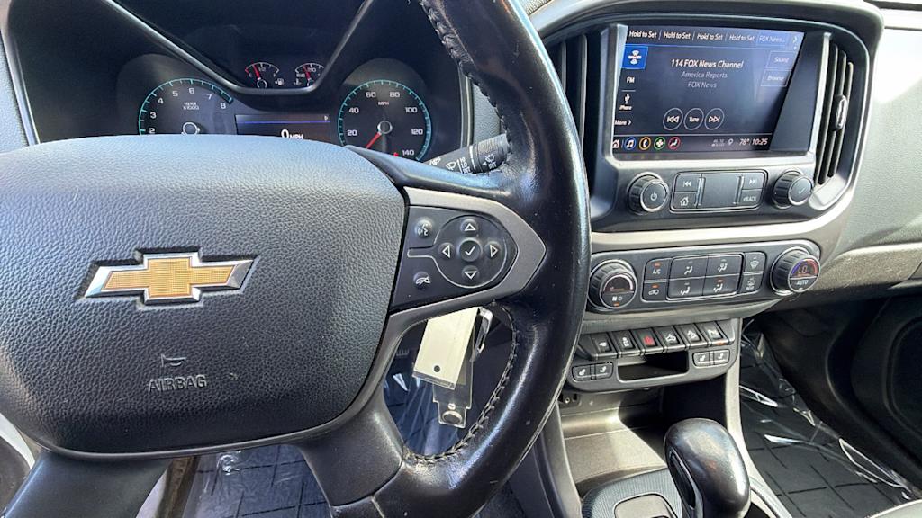 Thumbnail: 2022 Chevrolet Colorado - 13