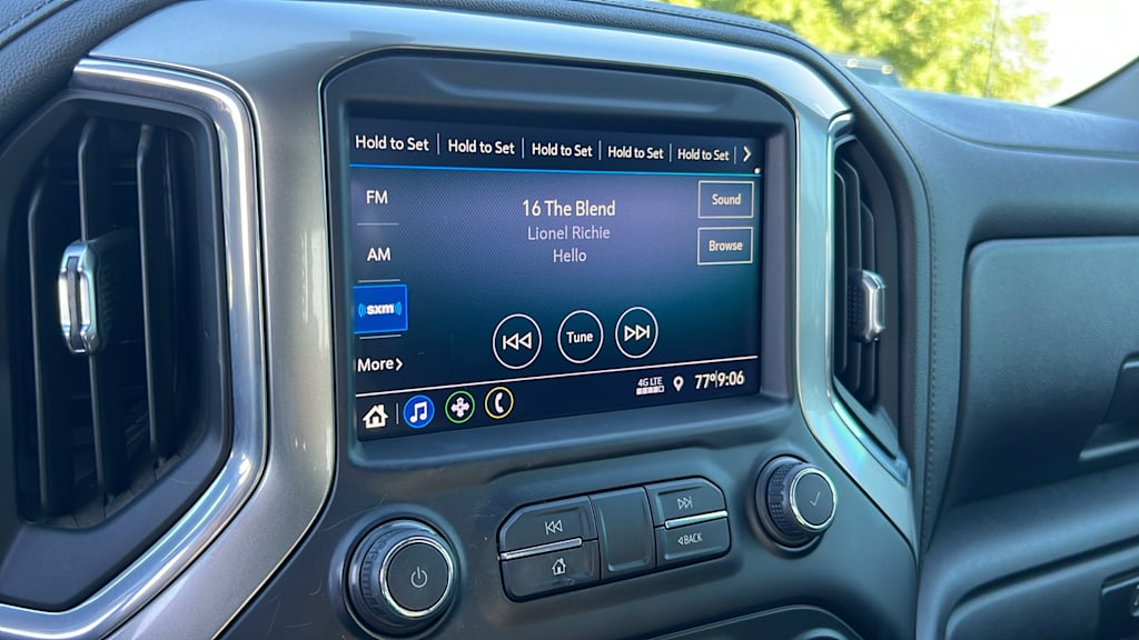 Thumbnail: 2021 Chevrolet Silverado 1500 - 14