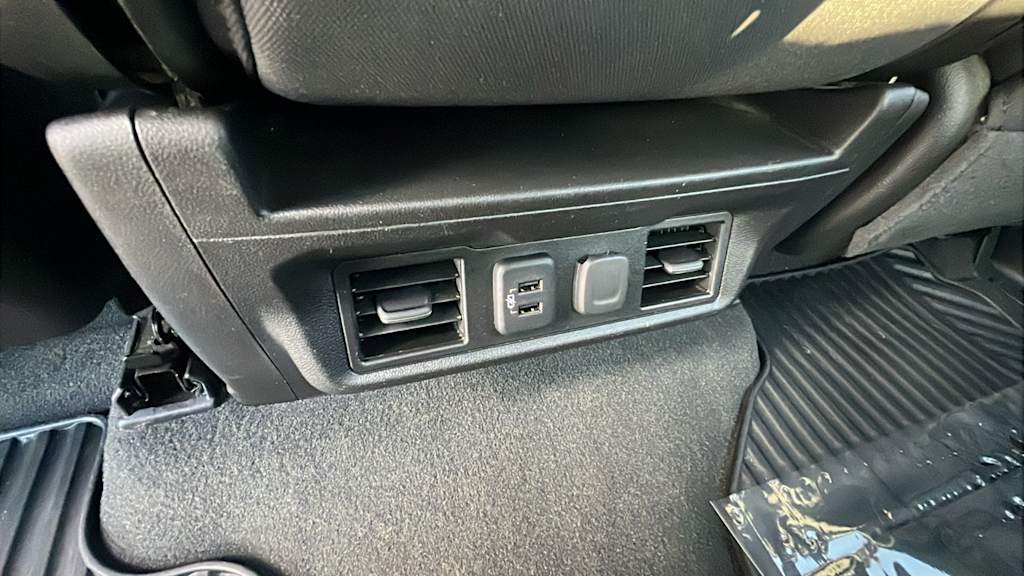 Thumbnail: 2021 Chevrolet Silverado 1500 - 29