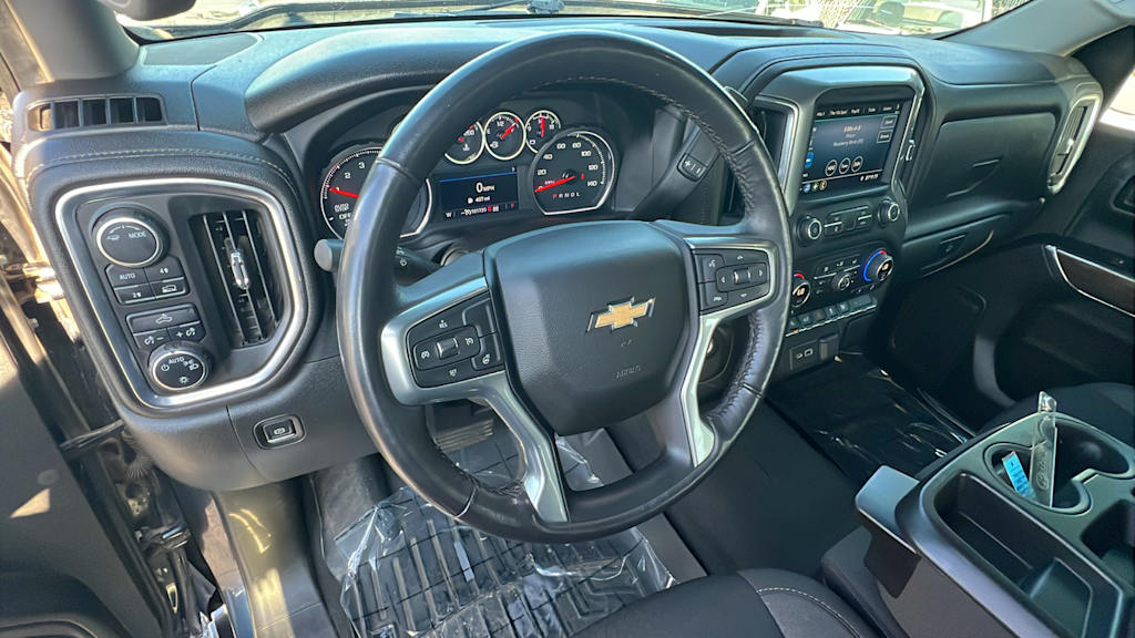 Thumbnail: 2022 Chevrolet Silverado 1500 - 2