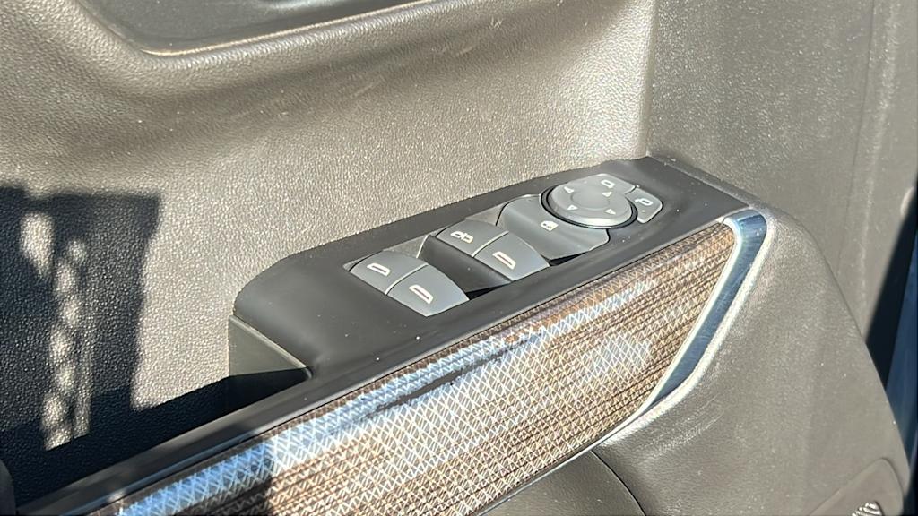 Thumbnail: 2022 Chevrolet Silverado 1500 - 27