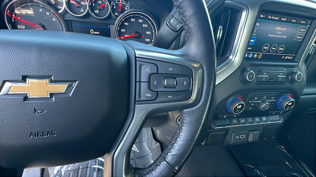 Thumbnail: 2022 Chevrolet Silverado 1500 - 26