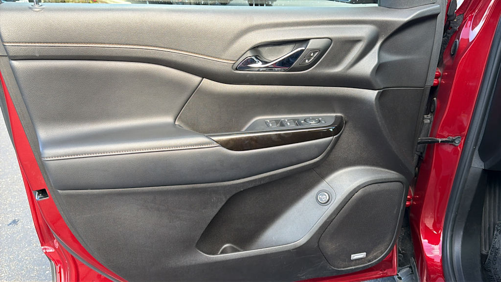 Thumbnail: 2021 GMC Acadia - 28