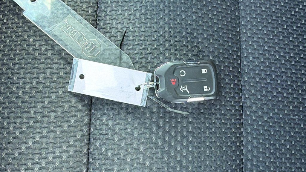 Thumbnail: 2021 GMC Acadia - 17