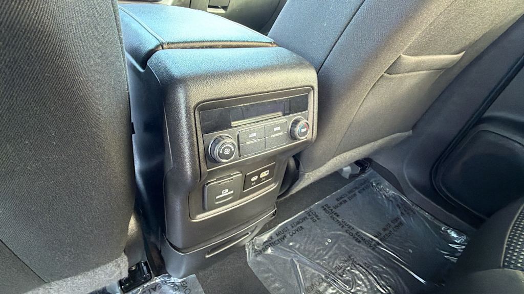 Thumbnail: 2021 GMC Acadia - 29