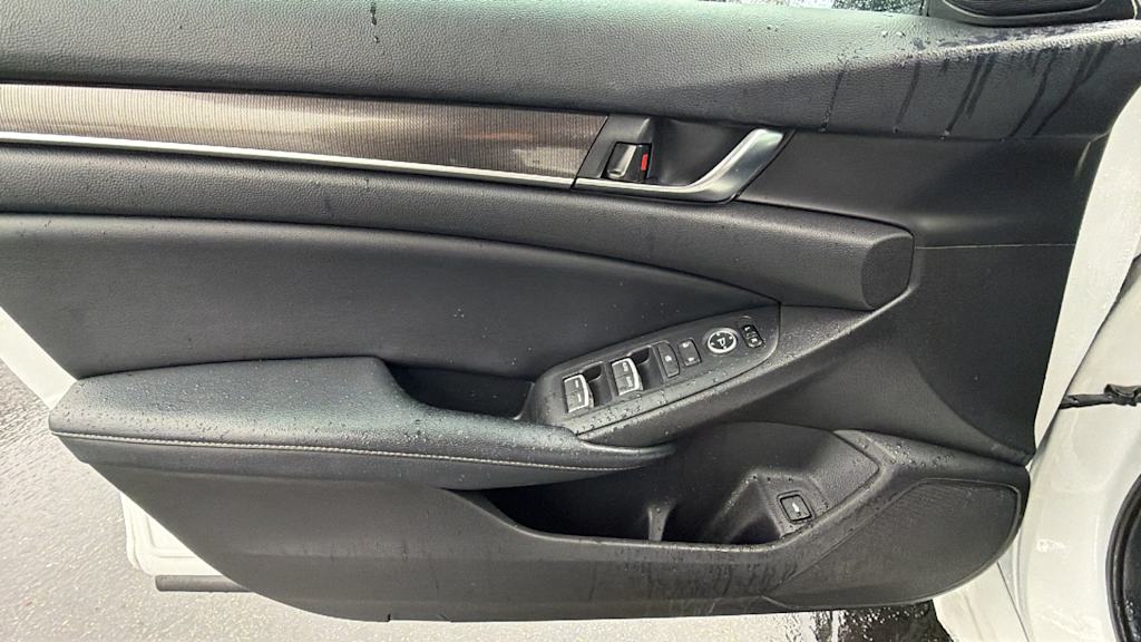 Thumbnail: 2018 Honda Accord - 28