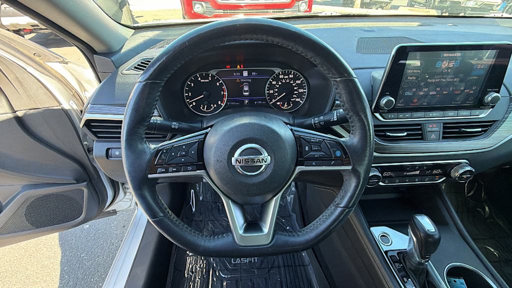 Thumbnail: 2019 Nissan Altima - 8