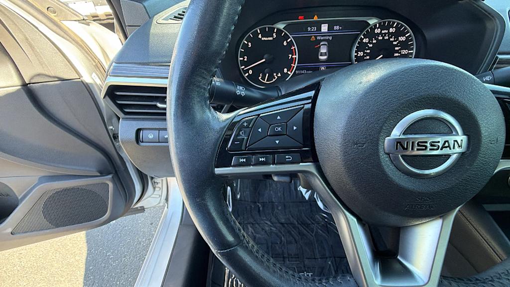 Thumbnail: 2019 Nissan Altima - 26