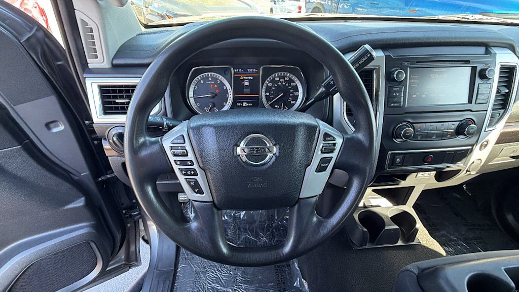 Thumbnail: 2019 Nissan Titan - 9