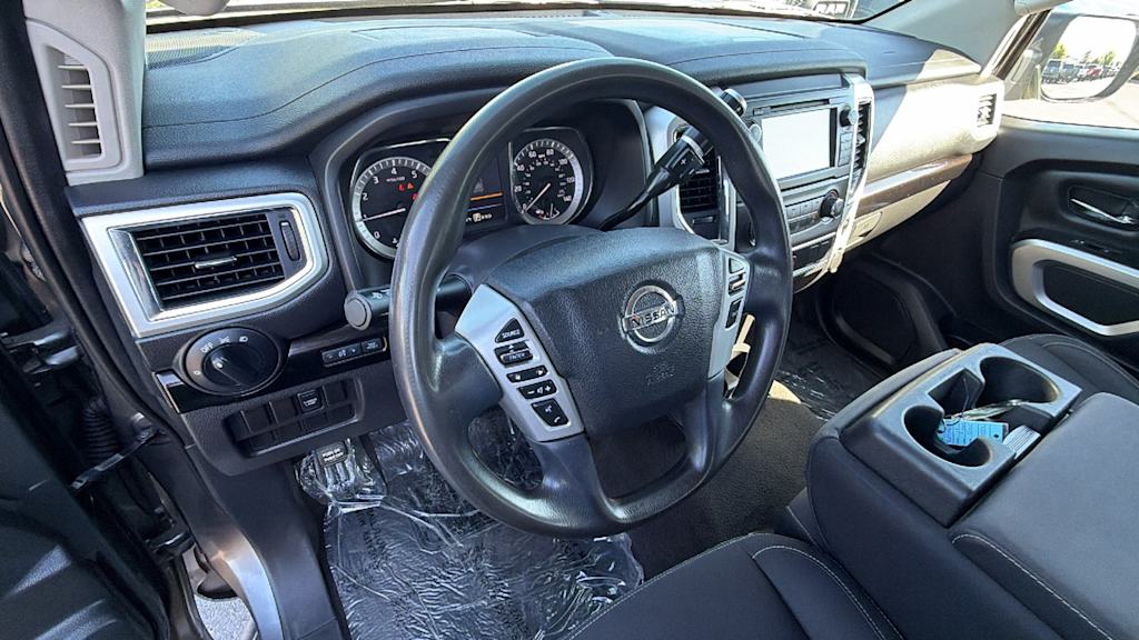 Thumbnail: 2019 Nissan Titan - 2