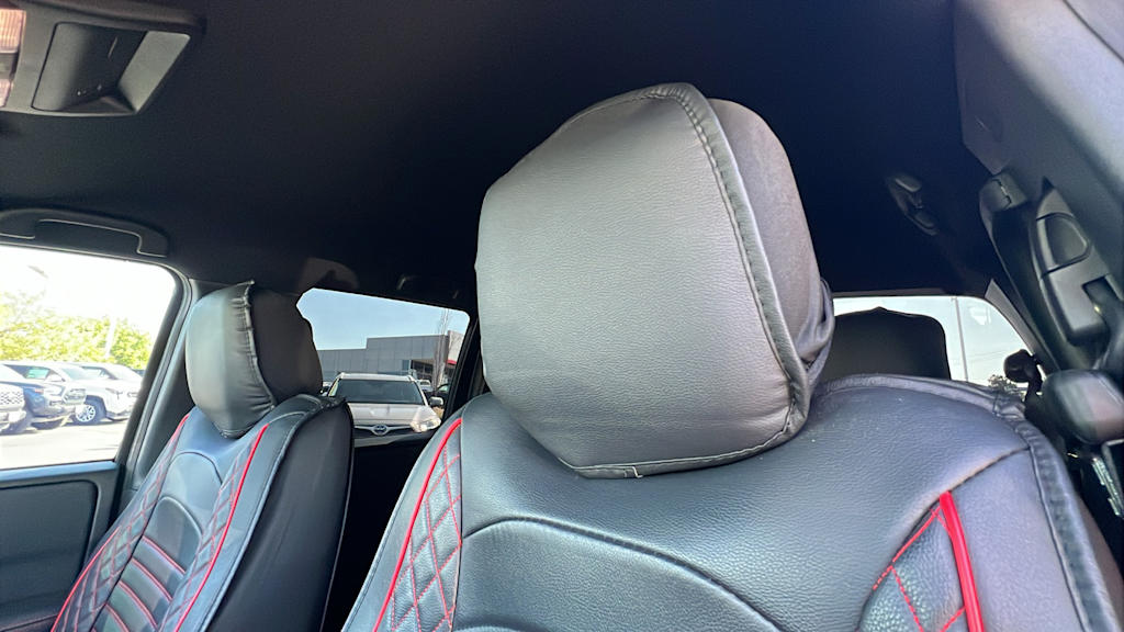 2023 Nissan Frontier PRO-4X 10