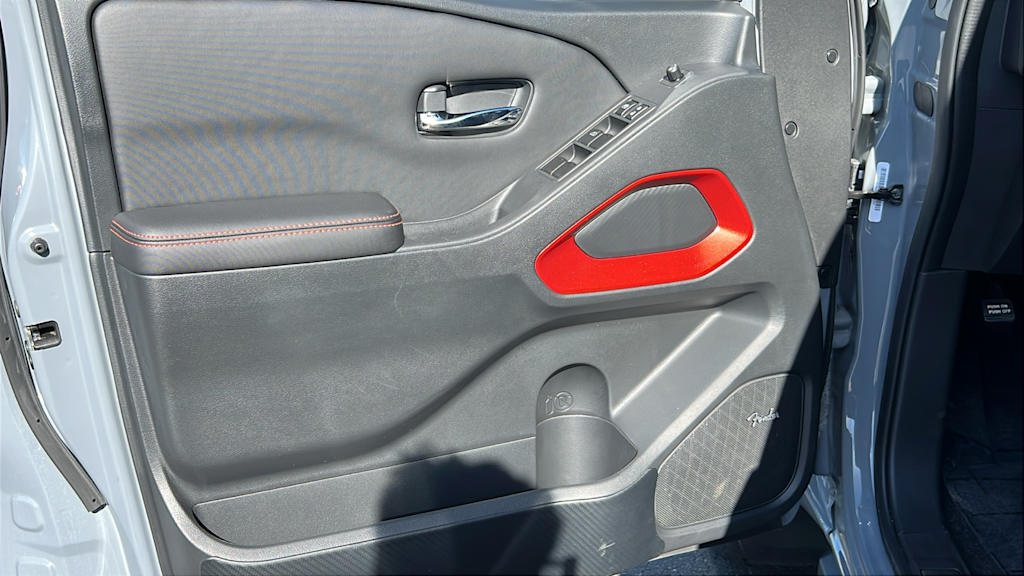 2023 Nissan Frontier PRO-4X 28