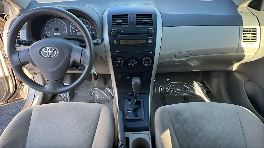 Thumbnail: 2009 Toyota Corolla - 13