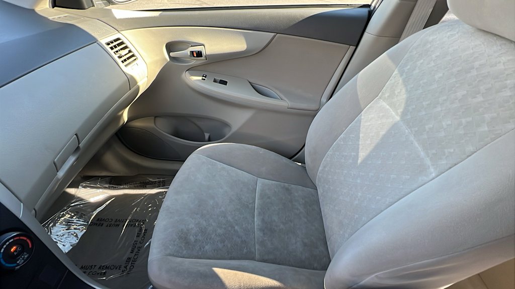 Thumbnail: 2009 Toyota Corolla - 23