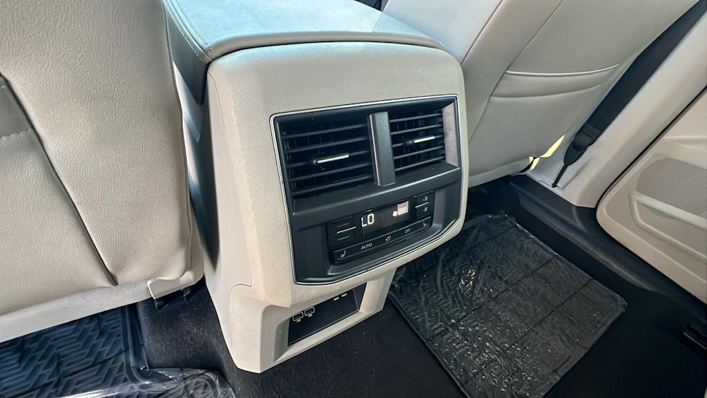 Thumbnail: 2019 Volkswagen Atlas - 29