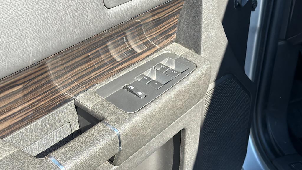 Thumbnail: 2019 Ford Flex - 17