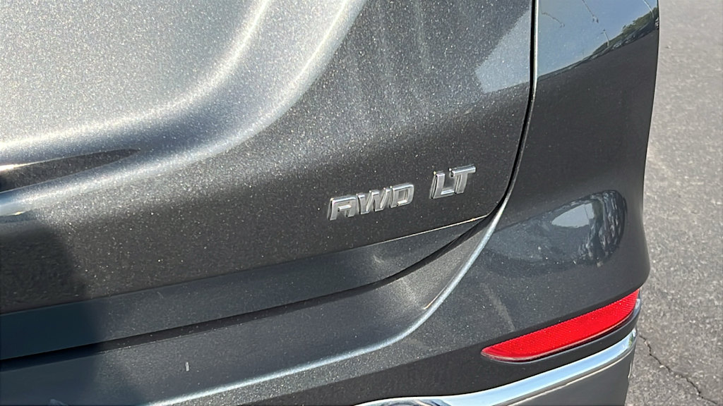 Thumbnail: 2018 Chevrolet Equinox - 30