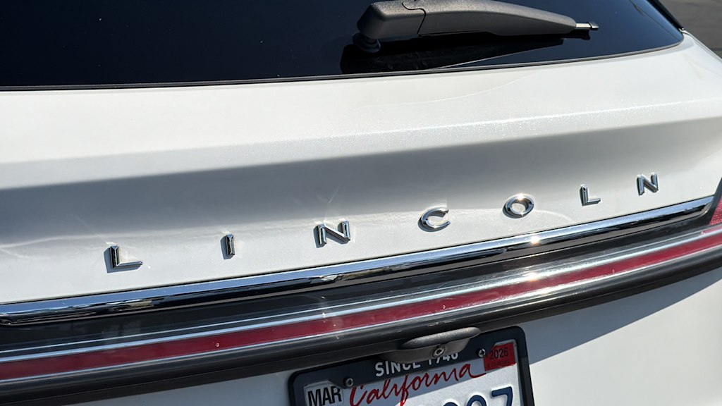 Thumbnail: 2022 Lincoln Nautilus - 30