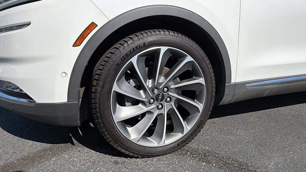 Thumbnail: 2022 Lincoln Nautilus - 8