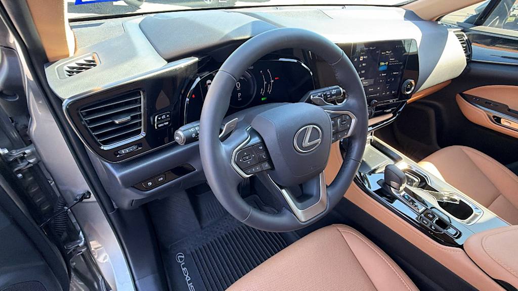 Thumbnail: 2026 Lexus ES - 2