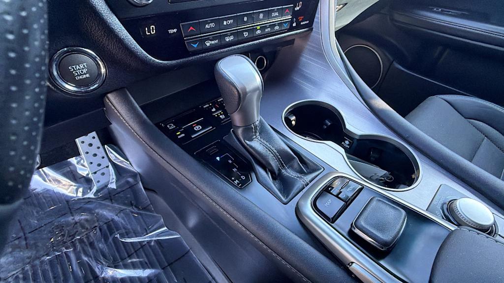 Thumbnail: 2019 Lexus RX - 16