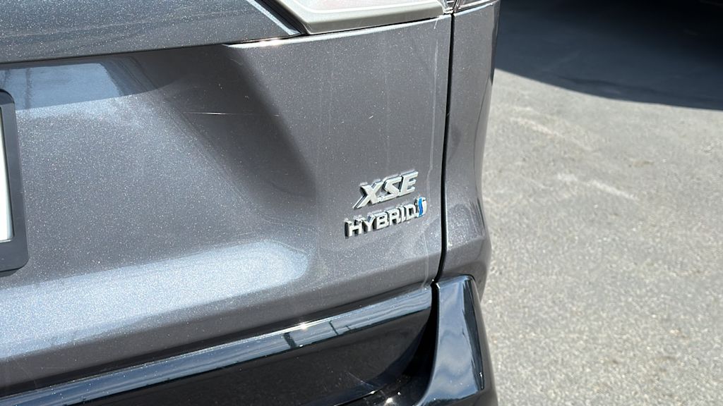 2024 Toyota RAV4 XSE - Photo 30
