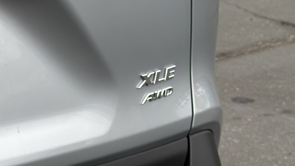 Thumbnail: 2025 Toyota RAV4 - 7