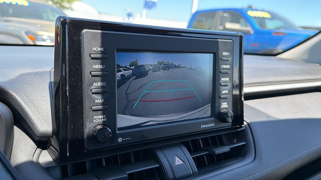 Thumbnail: 2020 Toyota RAV4 - 24