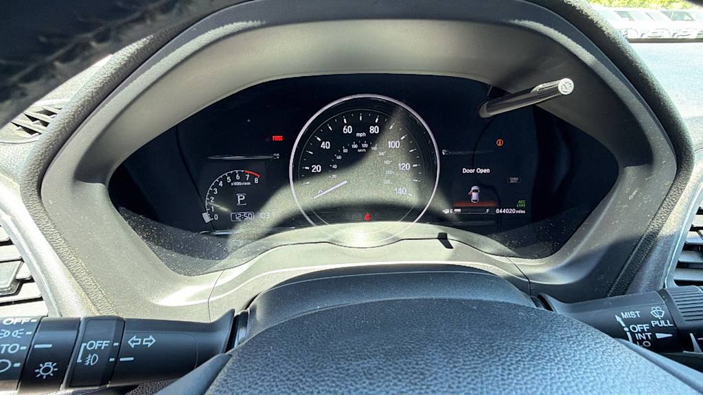 Thumbnail: 2019 Honda HR-V - 17