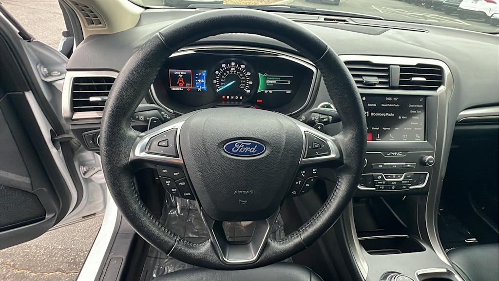 2019 Ford Fusion SEL 9
