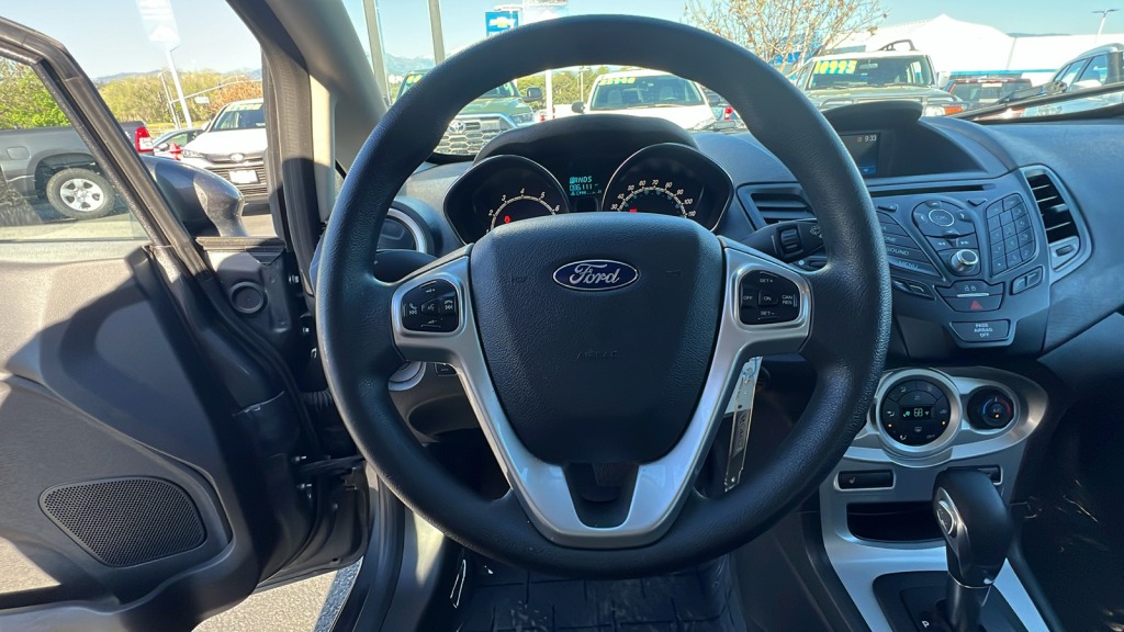 2018 Ford Fiesta SE 13