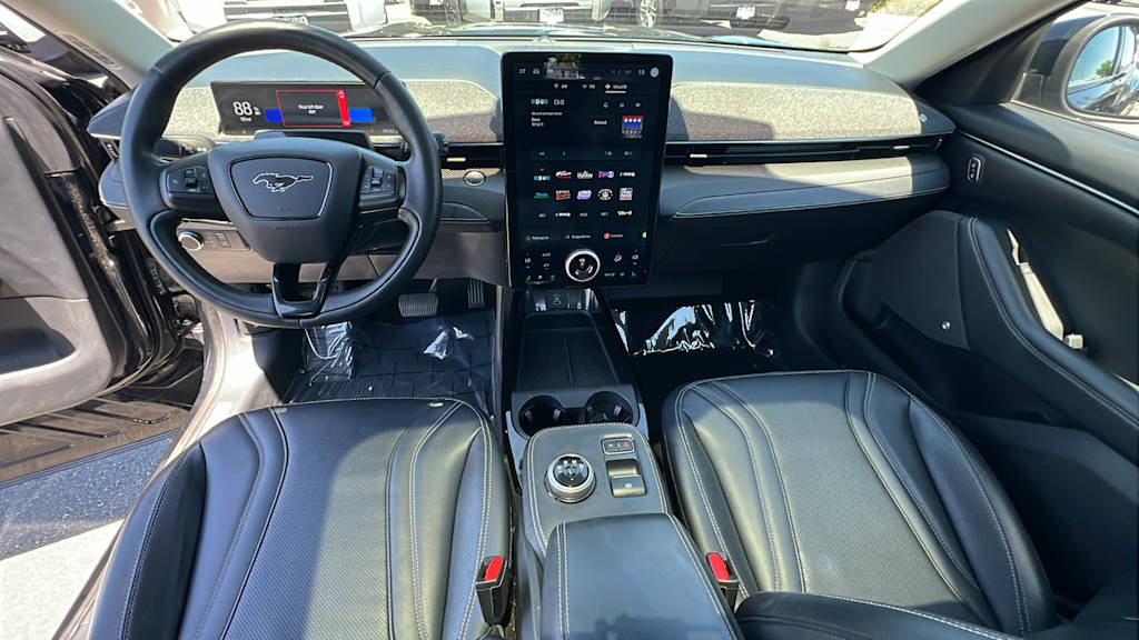 Thumbnail: 2021 Ford Mustang Mach-E - 11