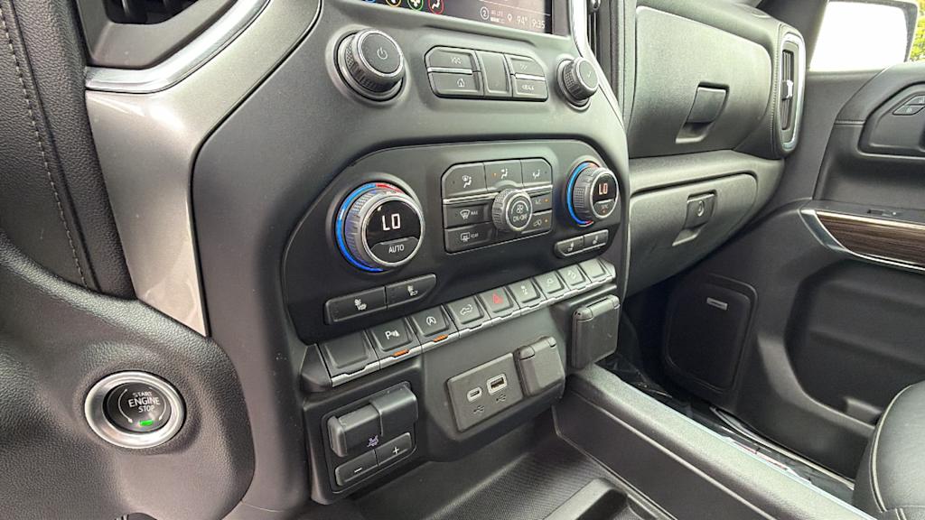 Thumbnail: 2021 Chevrolet Silverado 1500 - 13