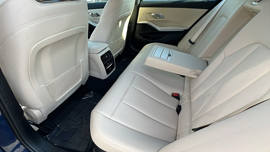 2021 BMW 3 Series 330i 11
