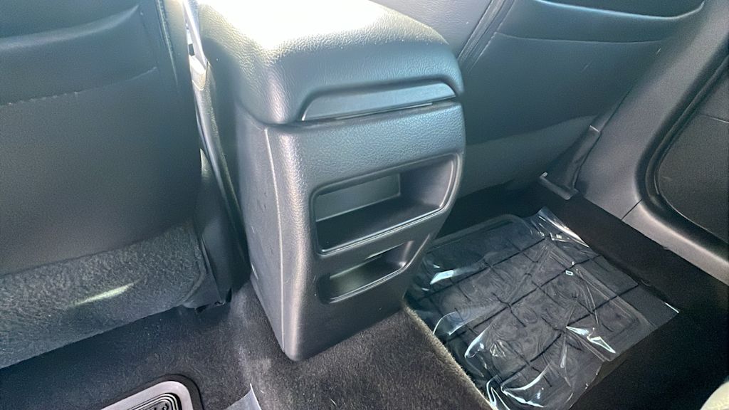 Thumbnail: 2015 Nissan Sentra - 29