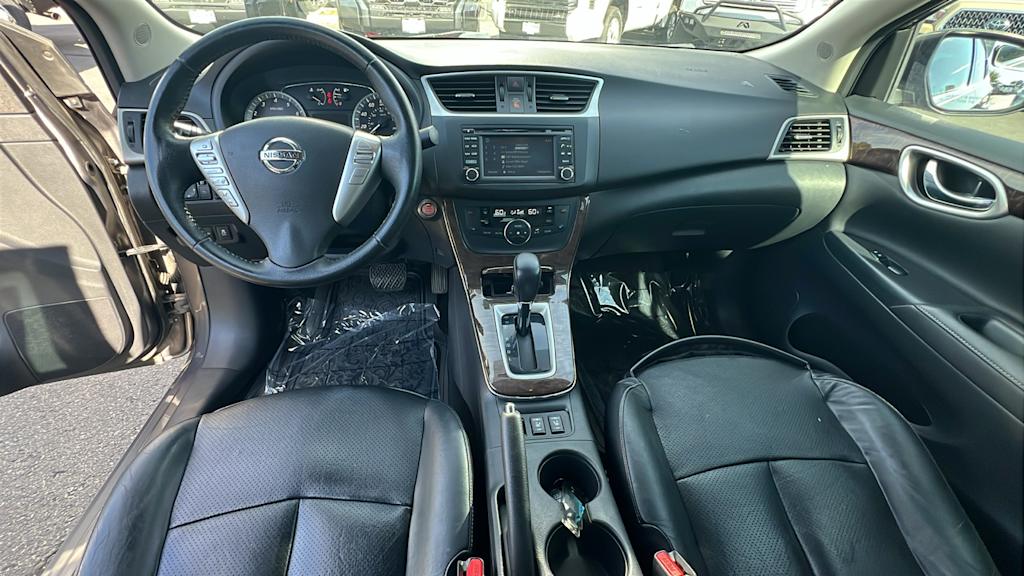 Thumbnail: 2015 Nissan Sentra - 13