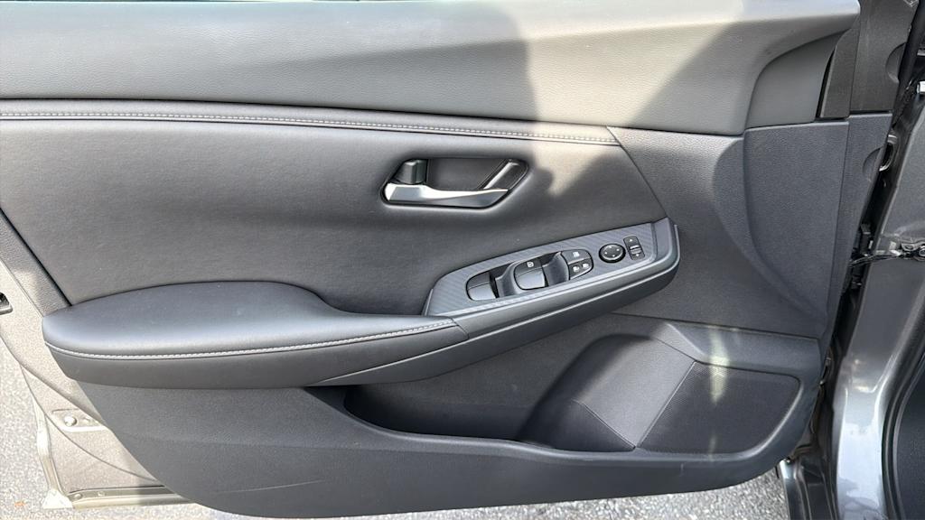 Thumbnail: 2022 Nissan Sentra - 28