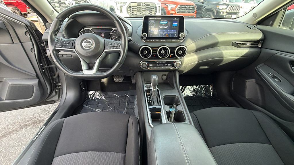 Thumbnail: 2022 Nissan Sentra - 12