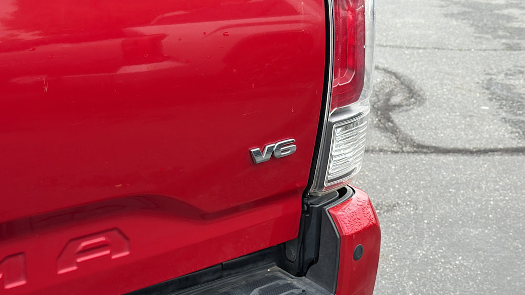 Thumbnail: 2023 Toyota Tacoma - 29