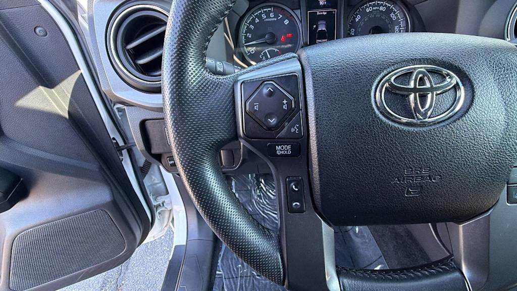Thumbnail: 2021 Toyota Tacoma - 26