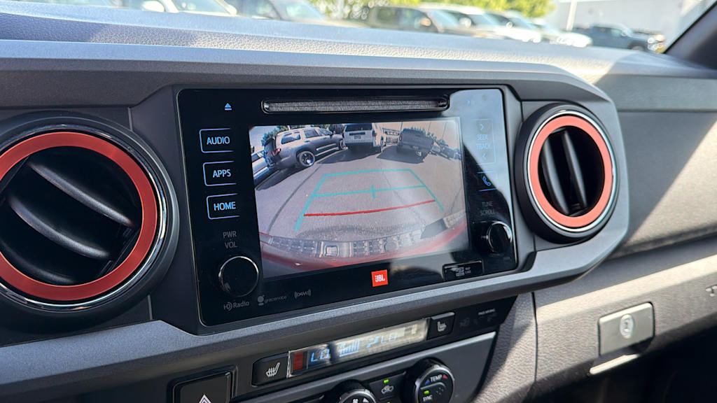 Thumbnail: 2019 Toyota Tacoma - 24