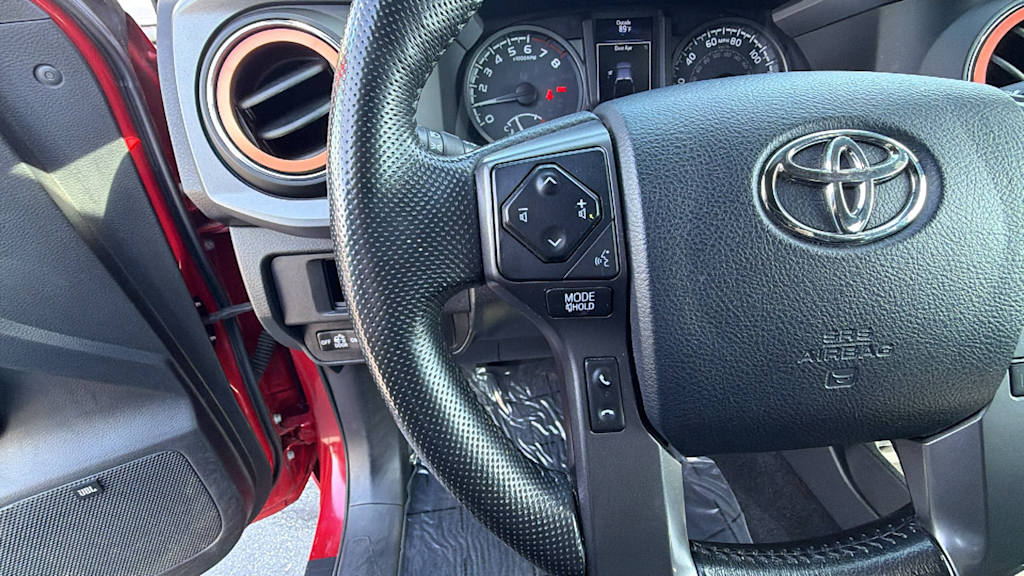 Thumbnail: 2019 Toyota Tacoma - 26
