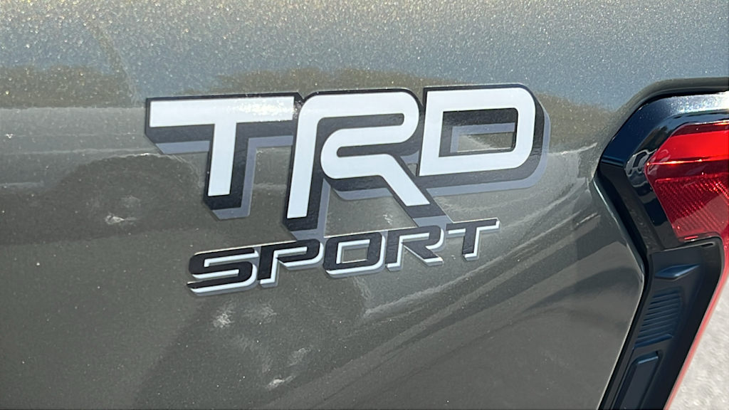 Thumbnail: 2025 Toyota Tacoma - 32