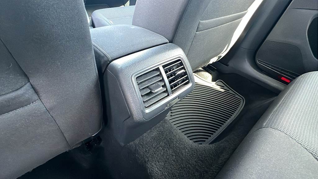 2019 Volkswagen Golf S 7