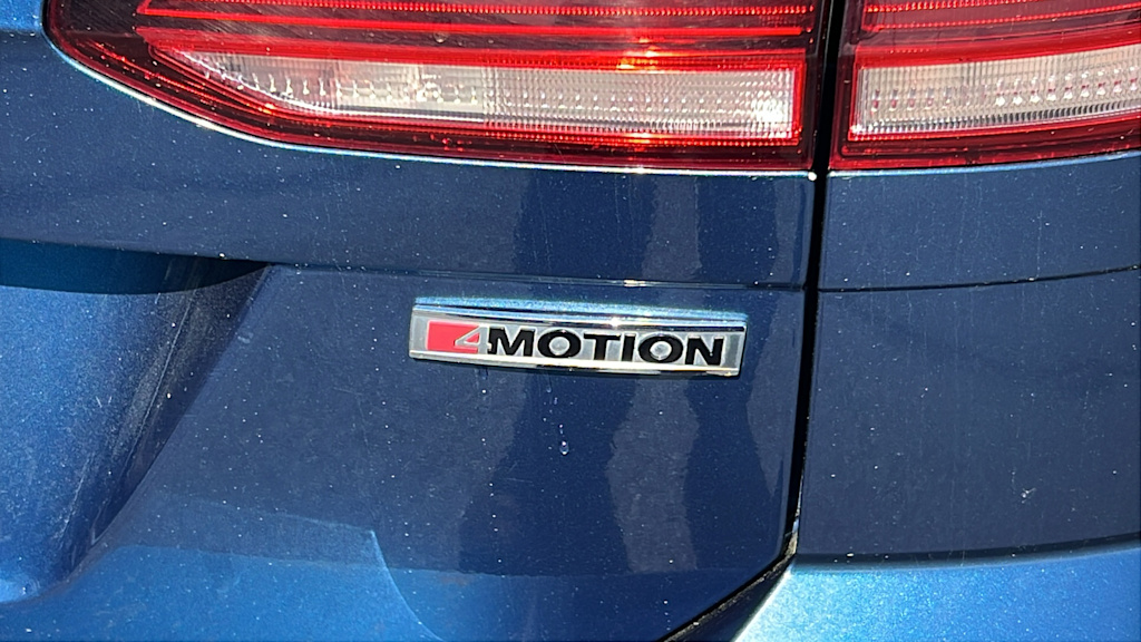 2019 Volkswagen Golf S 29
