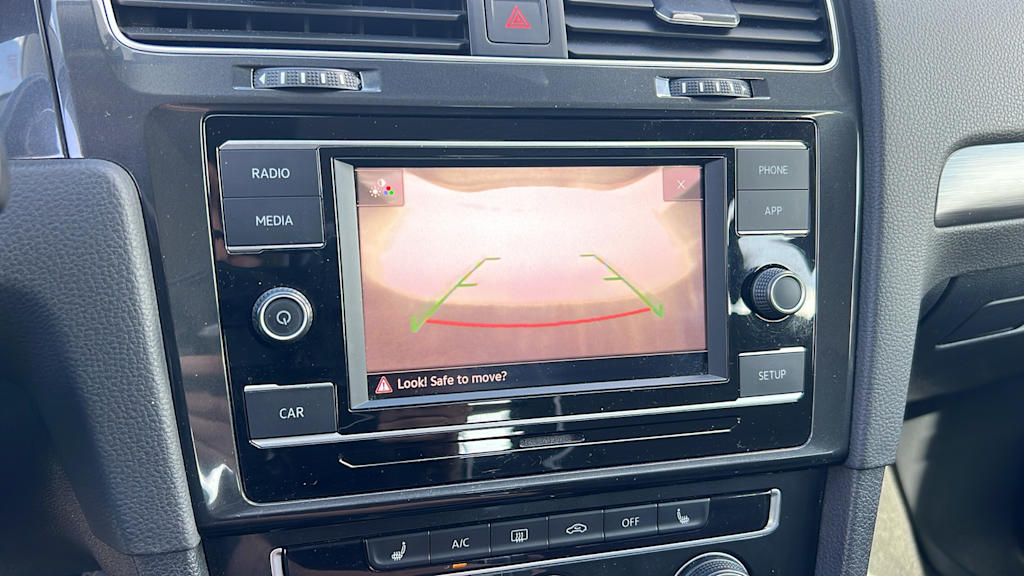 2019 Volkswagen Golf S 24