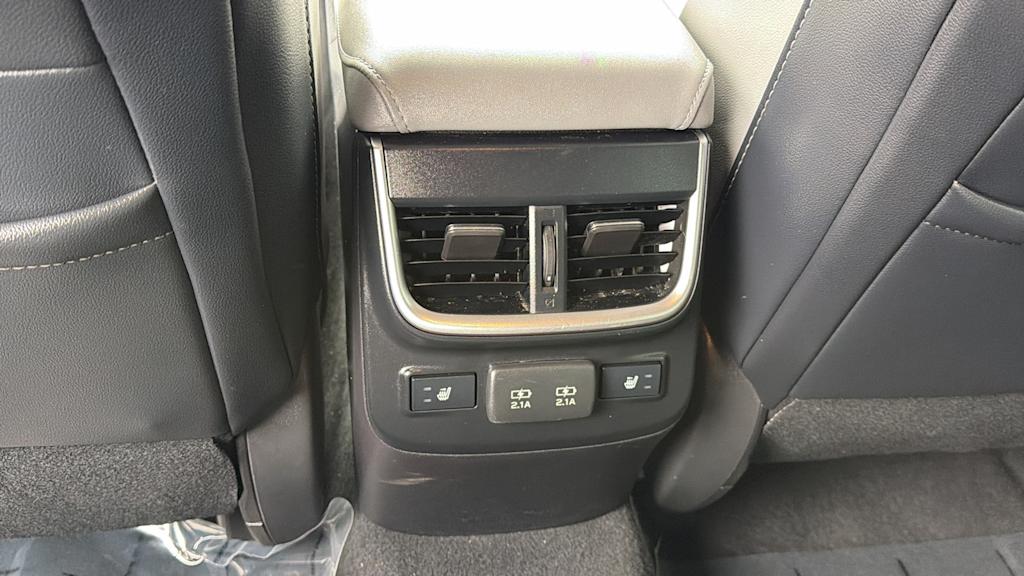 Thumbnail: 2022 Subaru Legacy - 30