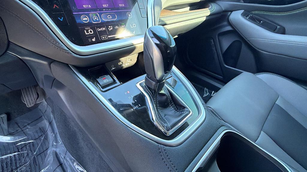 Thumbnail: 2022 Subaru Outback - 15